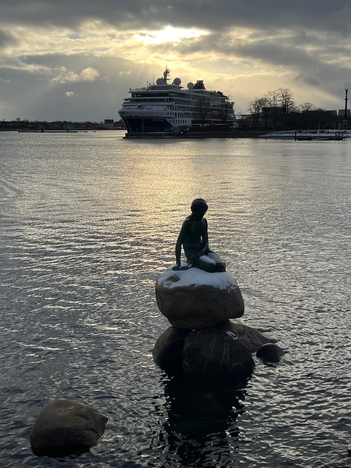 WEEKEND  A COPENAGHEN